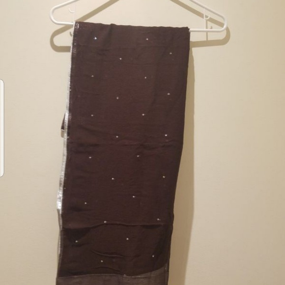 Indian and pakistani Embroided suit - Picture 3 of 3